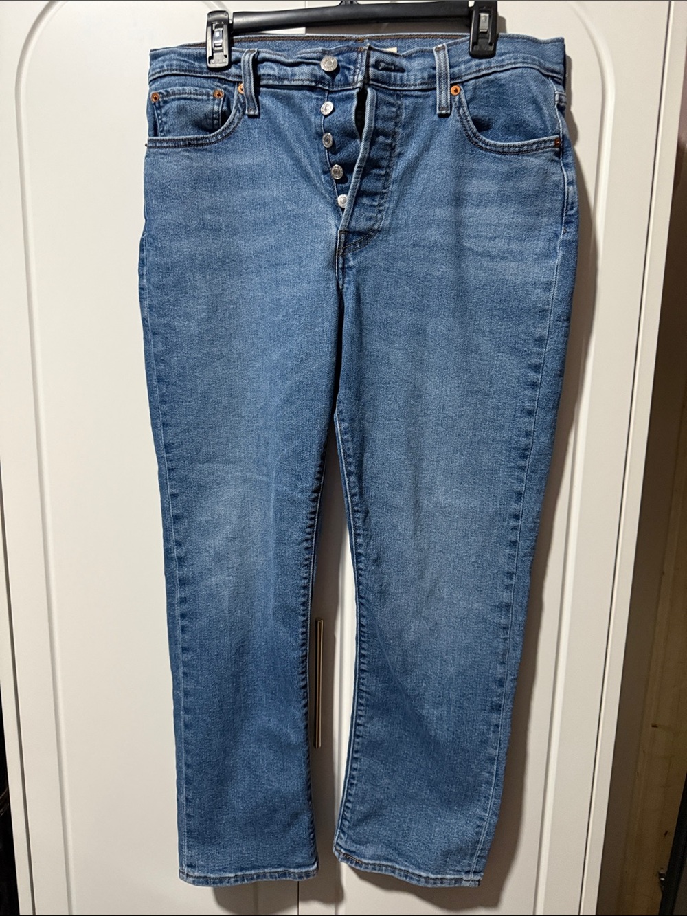 Levi's Wedgie Mid Wash Straight Leg Women's Jeans